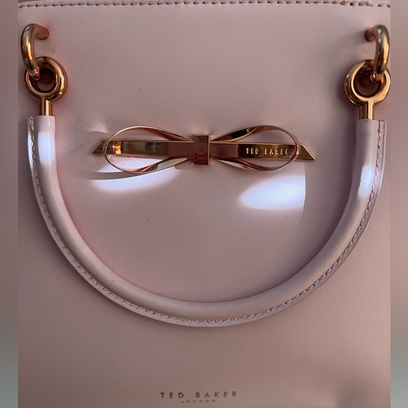 Ted Baker ADORABLE light pink and rose gold satchel. Never worn - Picture 4 of 4